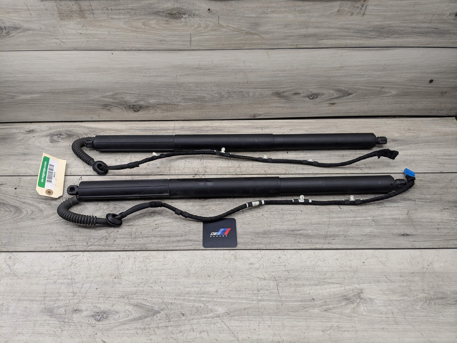11-17 OEM BMW F25 X3 Rear Left Right Trunk Liftgate Shock Hatch Strut PAIR