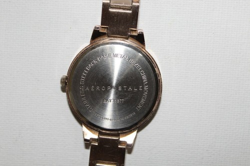 Aeropostale Rose Gold Ladies Watch Clear Rhinestones Bracelet NWOT - Picture 5 of 5
