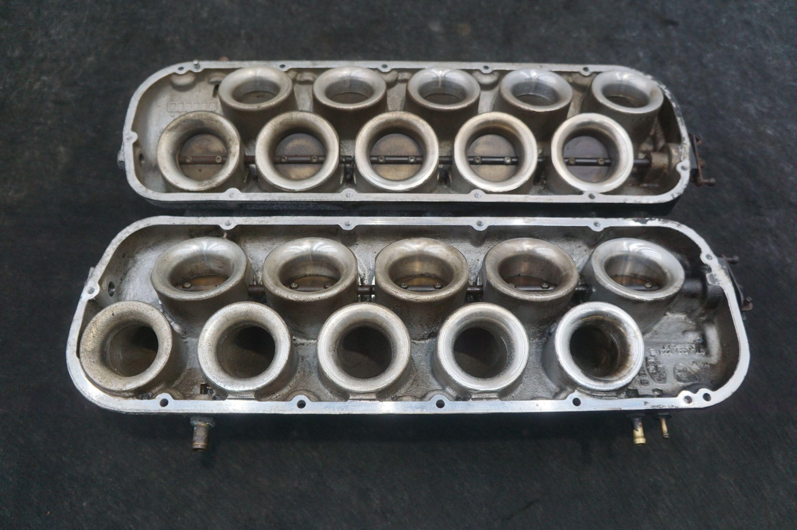Middle Intake Manifold OEM 07L133223E Lamborghini Gallardo Spyder Spyder 2008