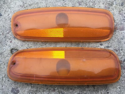 Chevrolet Express Starcraft Savana : 2 Lichtscheiben (1 mit 2 Sprünge im Glas)