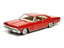 1965 Chevrolet Impala SS 396 - Red Diecast 1:24 Scale Model - Welly 22417LRMRD