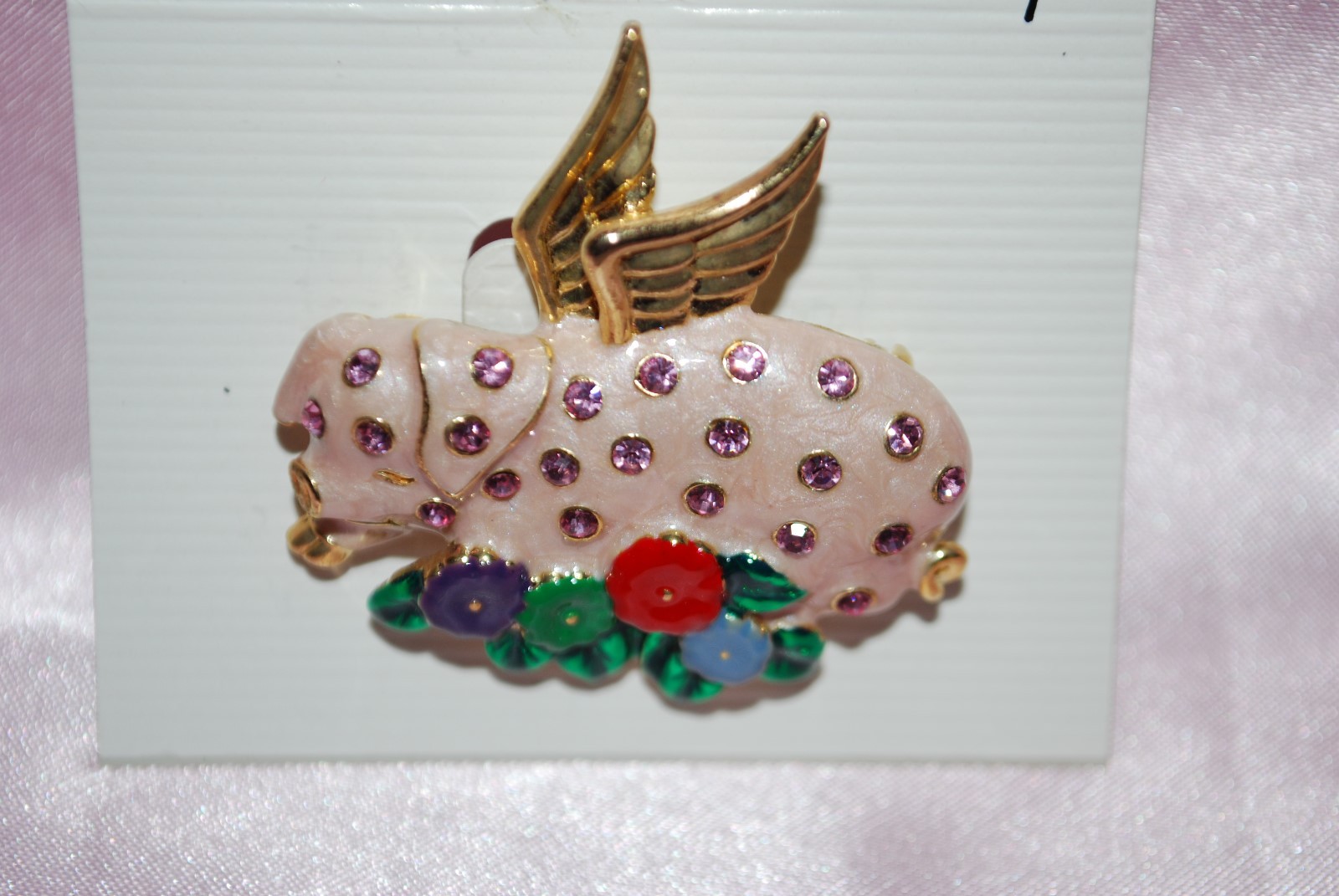 Winged Pig Pin Brooch Hog Swine Pork BBQ Stock Show Pink Enamel Rodeo Ribs