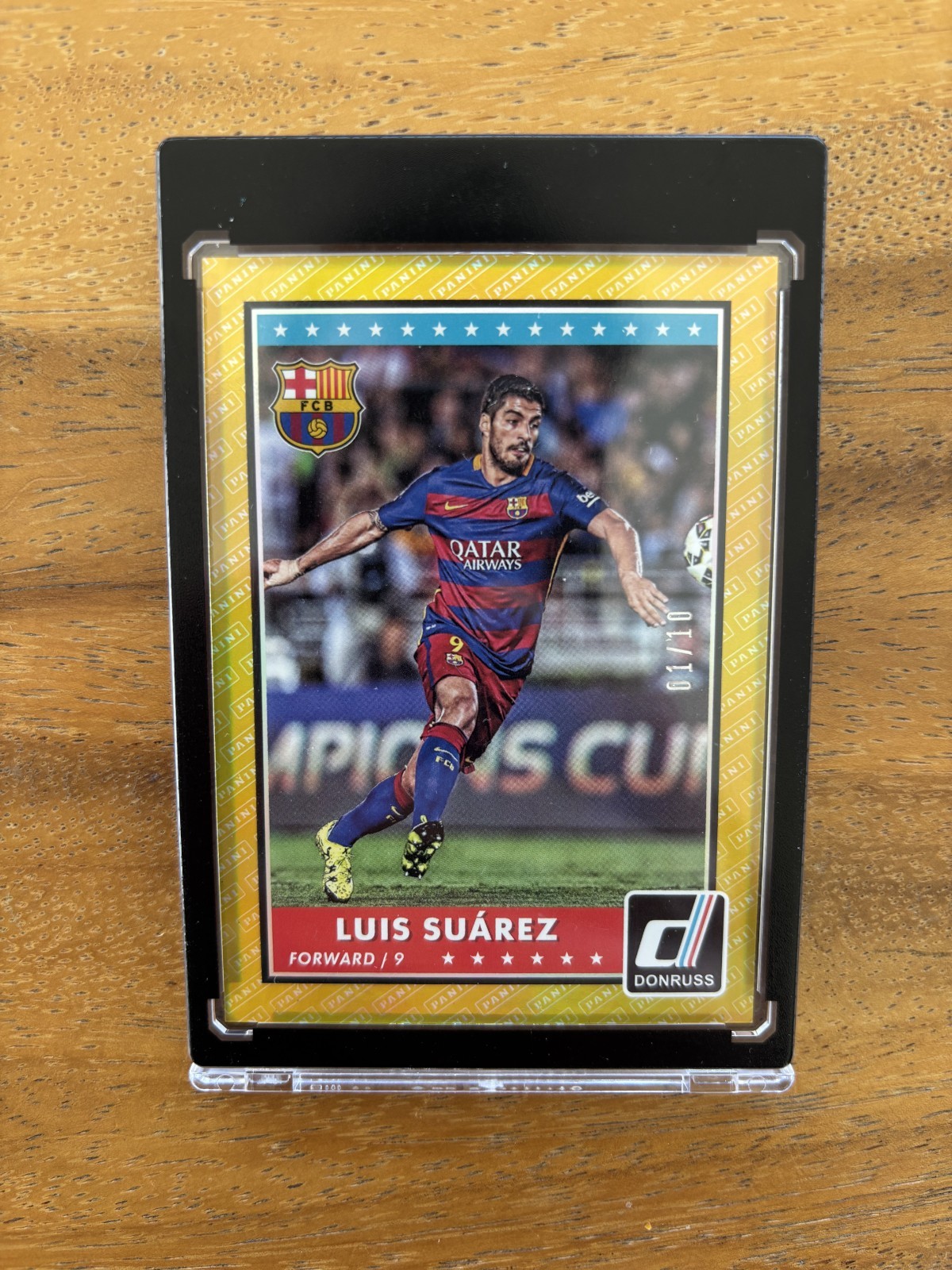 Luis Suarez #70 Soccer Cards 2015 Panini Donruss trading card — raw and PSA graded price guide