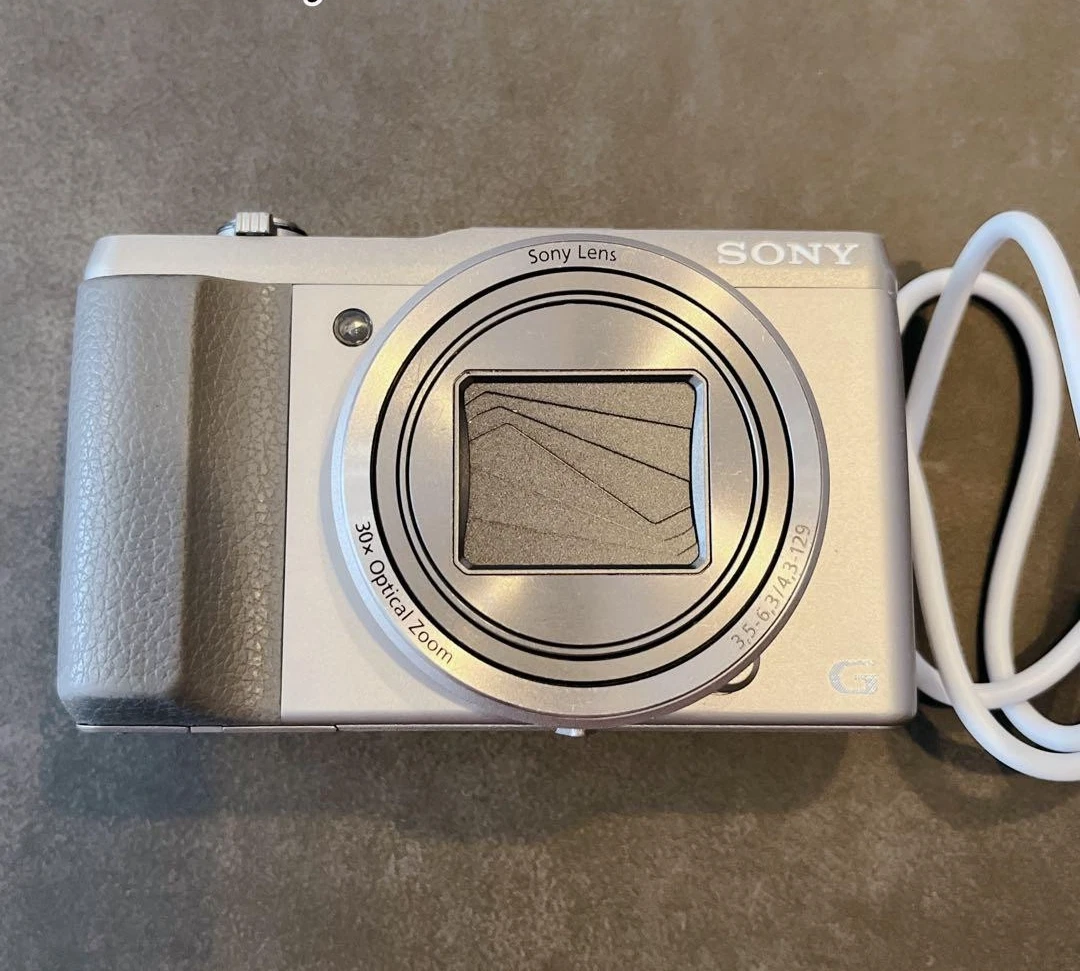 Sony Cyber-shot DSC-HX50V Digital Cameras with Wi-Fi for Sale