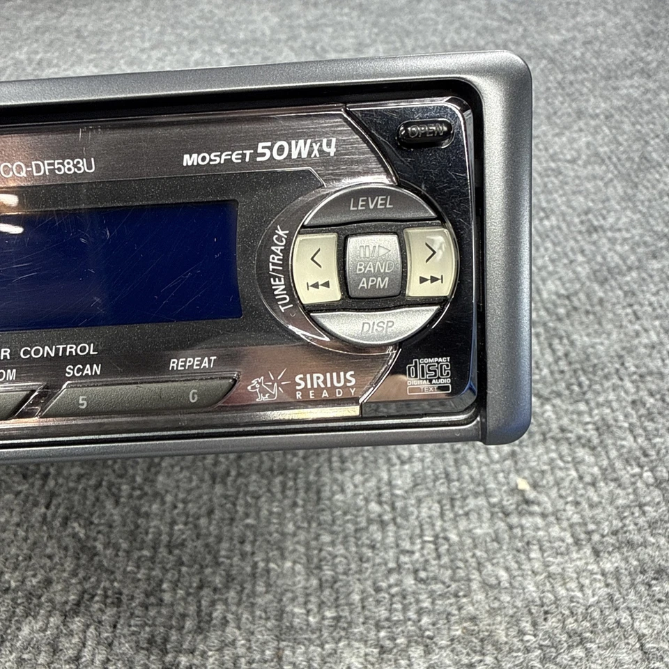 Reproductor de CD para automóvil Panasonic CQ-DF583U MP3 WMA XM listo probado funciona Foto 3 de 4