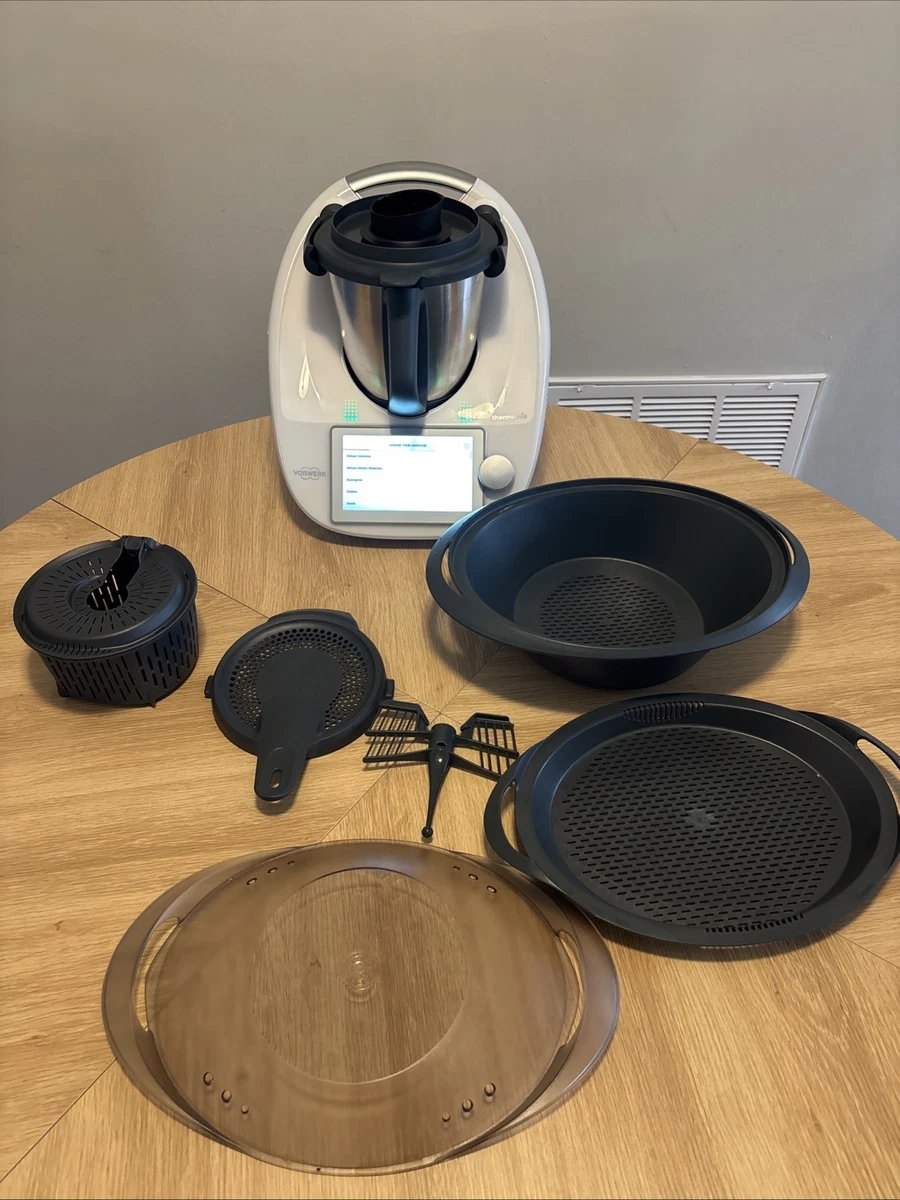 専用　本日限り　美品Vorwerk Thermomix TM5 サーモミックス Vorwerk Thermomix TM5 - Refurbished Kitchen Appliance
