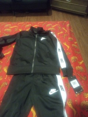 Nike 2 Pcs Set