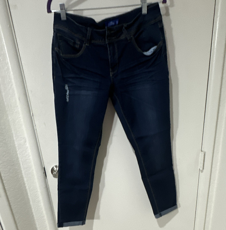 Royalty Women’s Dark Wash Blue Denim Ankle Jeans Distressed 5-Pocket
