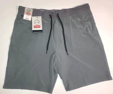 NWT Wrangler ATG Performance Comfort Short Pull on Shorts Gray Size 40