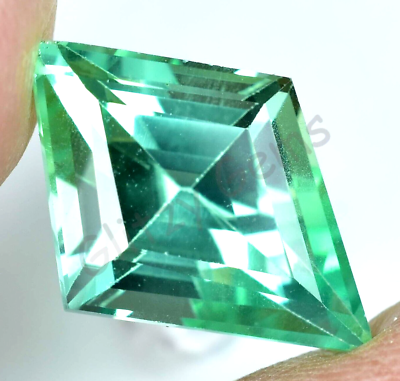 Saphir Naturel Du Montana Taillé Forme émeraude - Certifié GIR, Vert, 9-10 Carats - Neuf Sans Emballage
