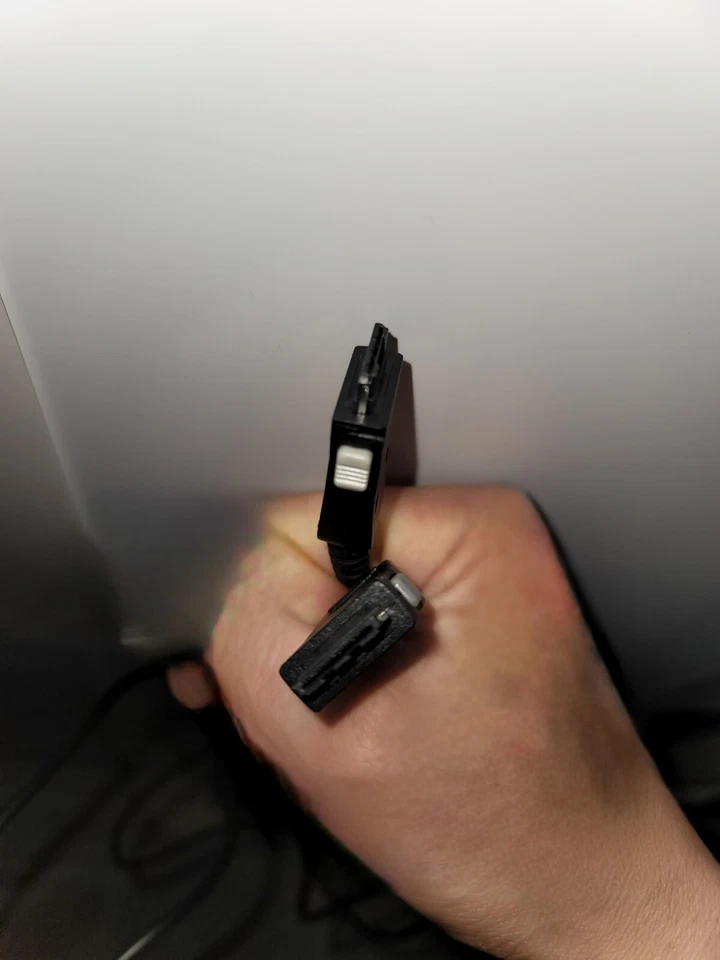 Подлинный LG TA-P02WR 1-AC настенный адаптер зарядное устройство для сотового телефона 5V 1A 1-DC Бесплатная доставка - Изображение 4 из 4