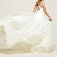 Pronovias Dresden Organza Wedding Gown