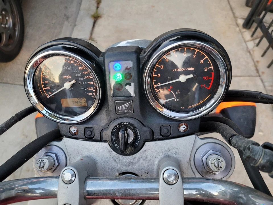 Приборная панель спидометра 04–07 Honda 919 cb900f cb919 - Изображение 4 из 4