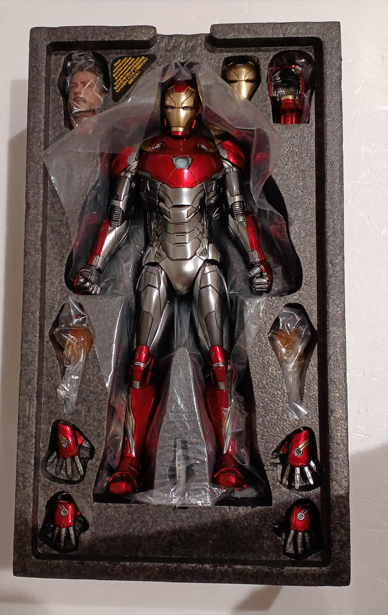 Hot Toys Diecast Spiderman Homecoming Iron Man Mark XLVII 47
