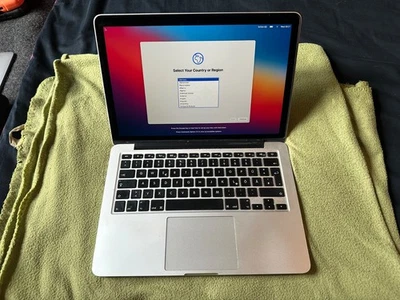 Apple MacBook Pro 13" 2013 · i5 · 4GB · 128GB