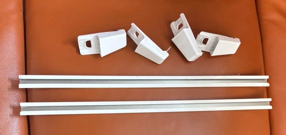 Whirlpool Ref. 冰柜门 2 搁板 窄边 + 4 端盖 WP2195916K WP2156003 — 第 3/4 张图片