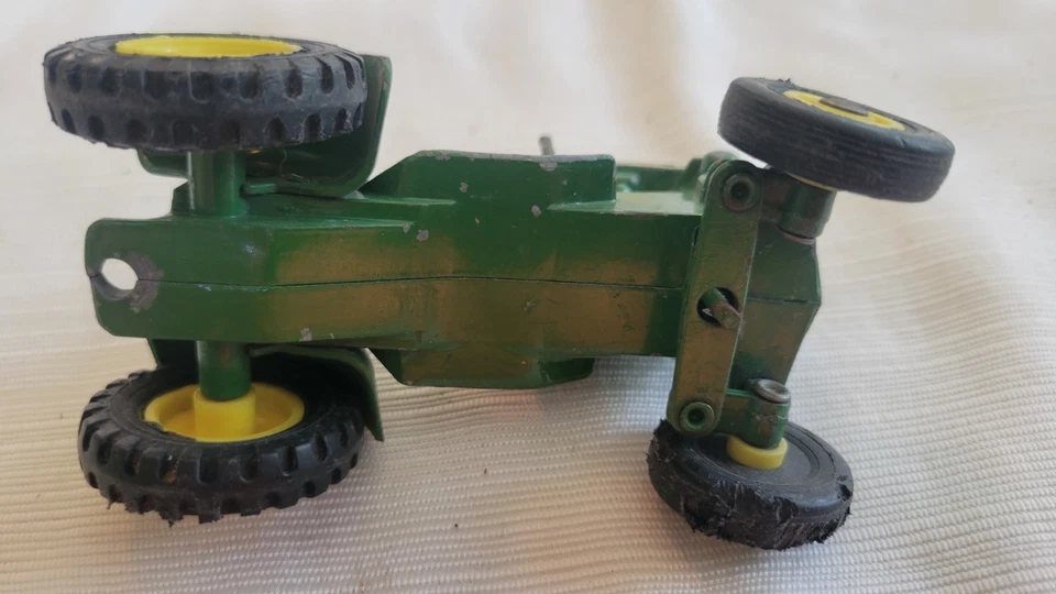 Vintage 110 John Deere Riding Lawn Tractor - Image 4 of 4