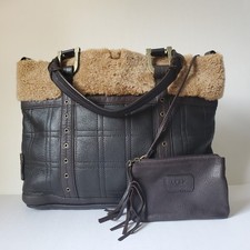 Borsa a tracolla a mano UGG in pelle marrone shearling tote e portamonete anelli ferro di cavallo