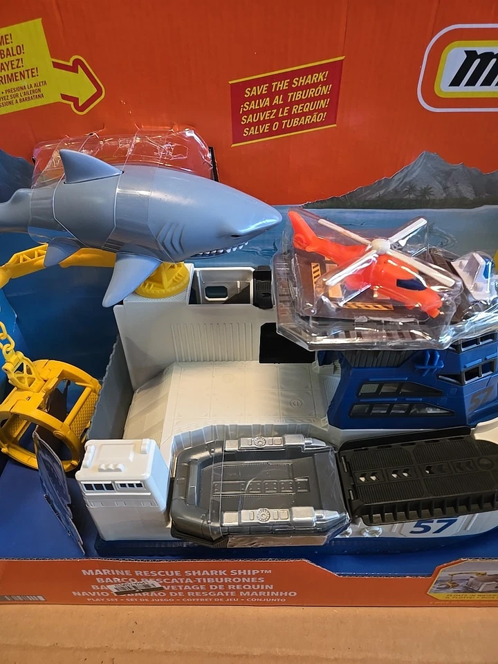 Matchbox 2018 Marine Rescue Shark Ship Play Set - Imagem 3 de 4