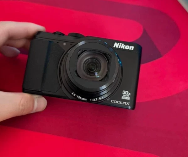 Nikon COOLPIX S9900　美品 Amazon.com : Nikon COOLPIX S9900 Digital Camera with 30x Optical