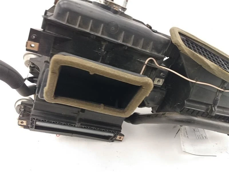 MERCURY COUGAR HVAC Evaporator Housing Box 1999 2000 2001 2002 99 00 01 02 - Image 2 of 4