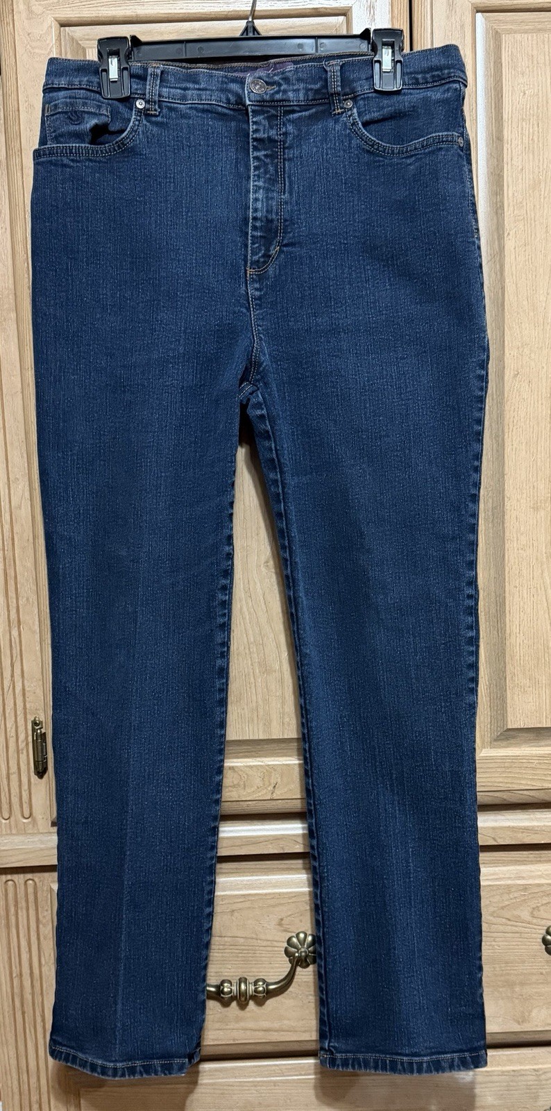 Sz 10 Dark Wash Amanda Straight Leg Stretch