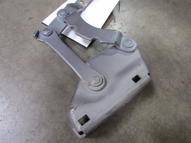 Maserati Spyder, Coupe, RH, Right Hood Hinge, Used, P/N 384300116