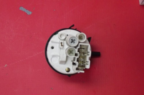 Waschmaschine HOOVER DXCC48W3/1-80 Druckschalter