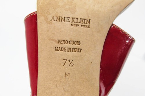 Anne Klein Women Sandal Size 7.5M Red Patent Thong Kitten Heel Shoe Pre Owned vq - Picture 3 of 12