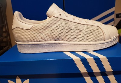 adidas superstar triple white