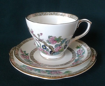 DUCHESS INDIAN TREE TEA TRIO BONE CHINA TEETASSE UNTERTASSE & BEILAGENTELLER ODER TEETELLER