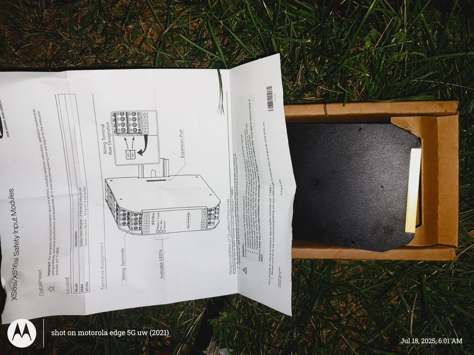 NEW Banner Engineering XS16SI Safety Controller Expansion Input Module - Image 4 of 4