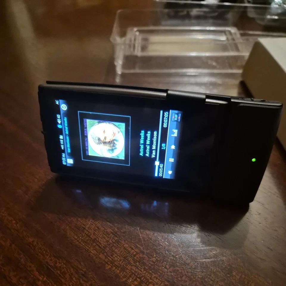 Reproductor multimedia portátil Cowon S9 / 32 GB Audiophile pantalla táctil - negro titanio Foto 2 de 4