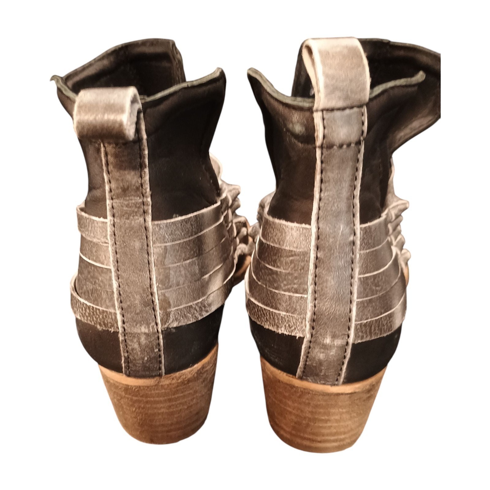 Diba Women's True Leather Sly Fox Pull On Bootie Black & Gray Straps Size 9.5M 