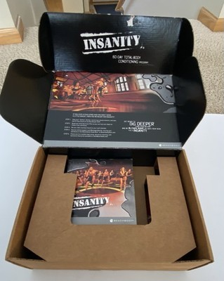 Insanity Workout Program Beach Body 10 Disc DVD Set Program Deluxe Kit Shaun T