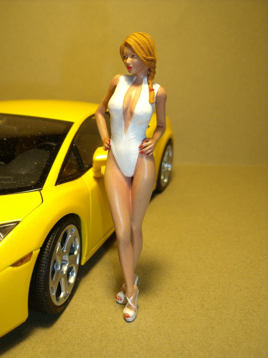 FIGURINE 1/18 GIRL LUNA VROOM NOT PEINT FOR EXOTO SPARK MINICHAMPS