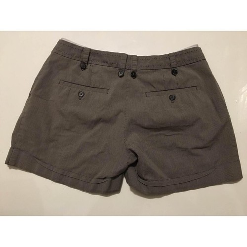 H&M Women’s Grey Pin Stripe Shorts Size 10 Y2K - Picture 2 of 3