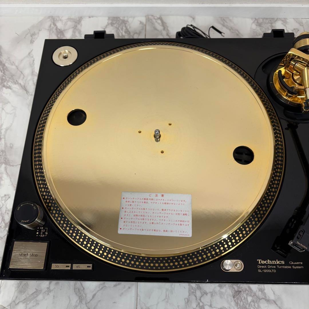鬼レア　Technics SL-1200 LTD Technics SL-1200LTD Limited Edition Turntable Gold Accents