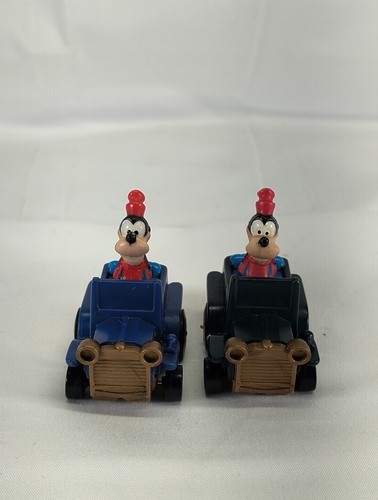 Lotto di 2 mini macchinine giocattolo in plastica Disney Pippo vintage - Foto 2 di 5