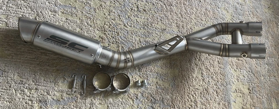 Yamaha MT10 2015-2024 Exhaust System - Image 3 of 4