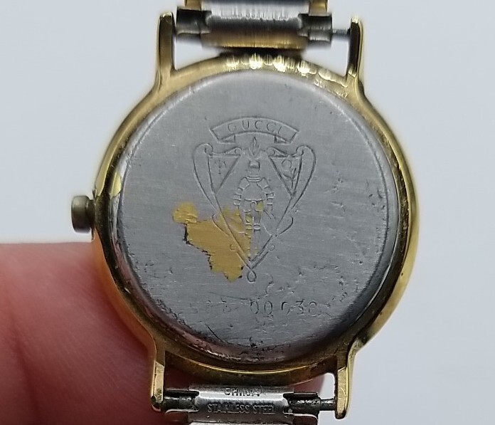 Gucci 3000L Ladies Watch 25mm Quartz Round Black Dial Swiss Made