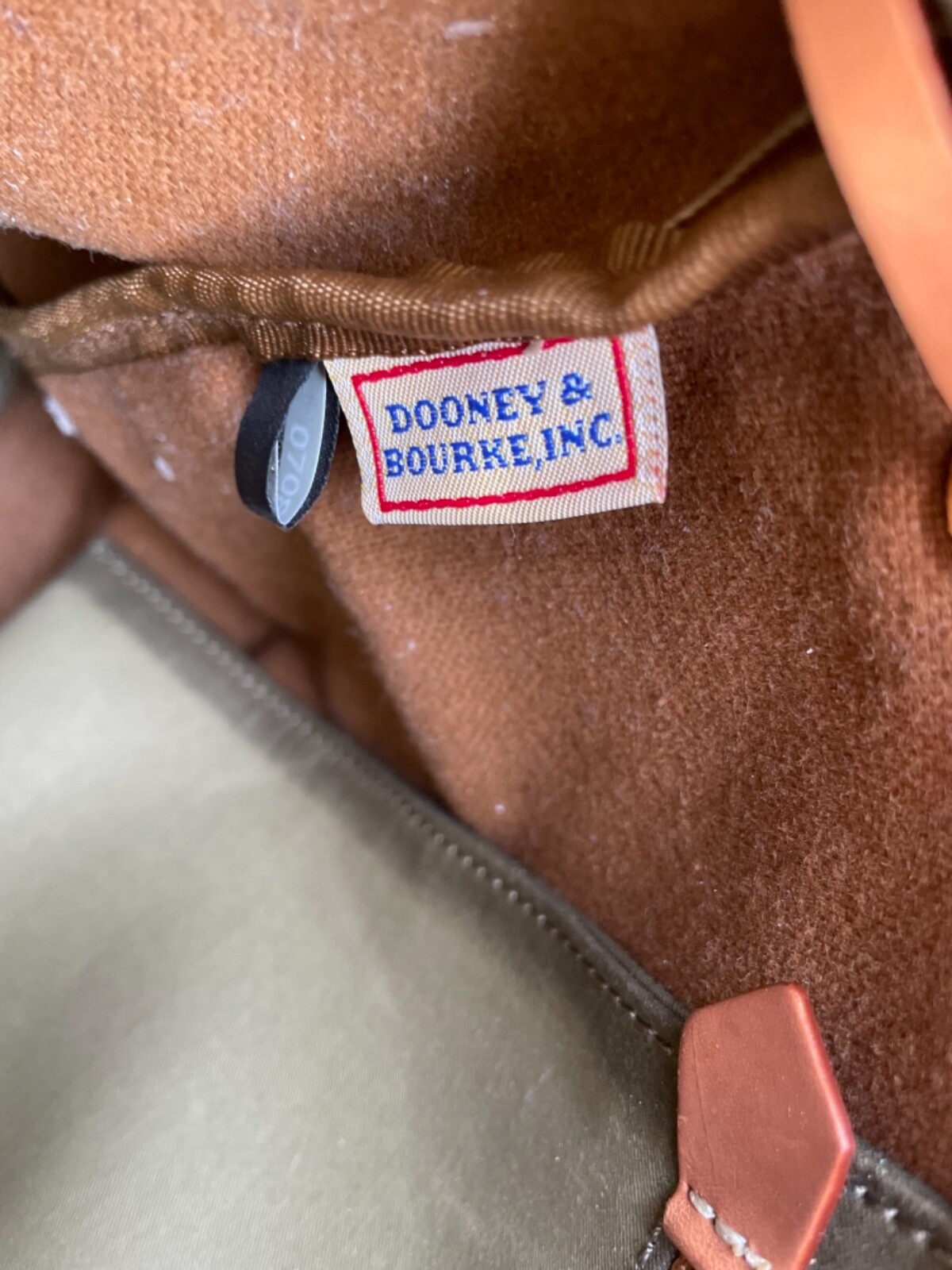 DOONEY AND BOURKE MEDIUM SHOPPER - image 4