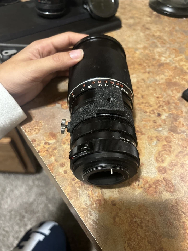 Vivitar 200mm / 1:3.5 AUTO TELEPHOTO - Image 4 of 4