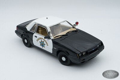 1/18カリフォルニアハイウェイパトロール（CHP） 1985フォードマスタング 1985 Special Service Ford Mustang CHP 1 18 Scale Diecast By GMP