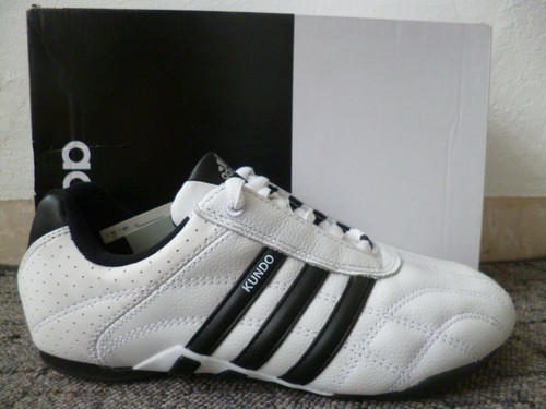 Adidas Kundo Chaussures de Sport Basket D'Intérieur en Cuir Blanc - Picture 6 of 7