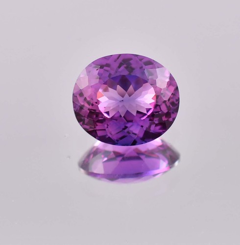 Makelloser 14 x 12 mm natürlicher Bi-Color Java Pflaume Saphir 10,60 Ct (GIT zertifiziert) - Bild 4 von 6