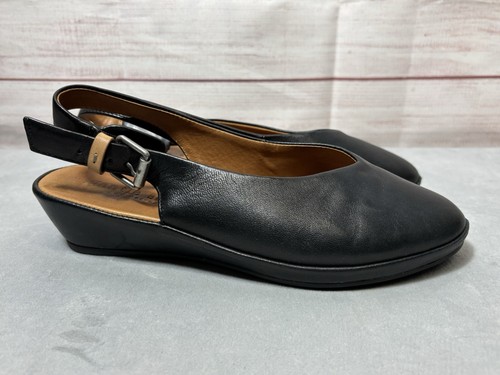 Gentle Souls by Kenneth Cole Noemi Black Buckled Adjustable Strap Sandals Sz 8M