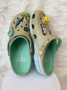 Margaritaville Crocs | eBay display picture 2