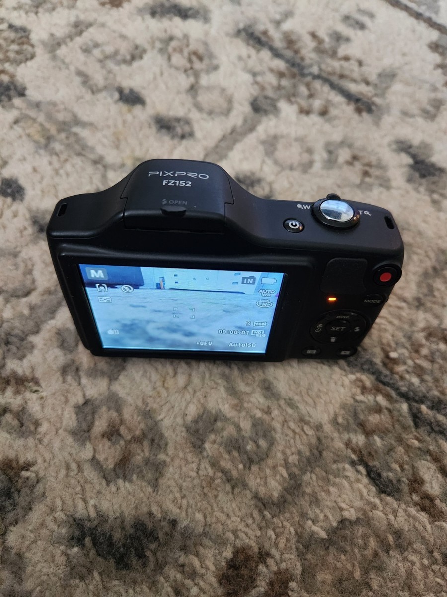 Kodak PIXPRO FZ152 Digital Camera (Black) 15x optical zoom 16 MP