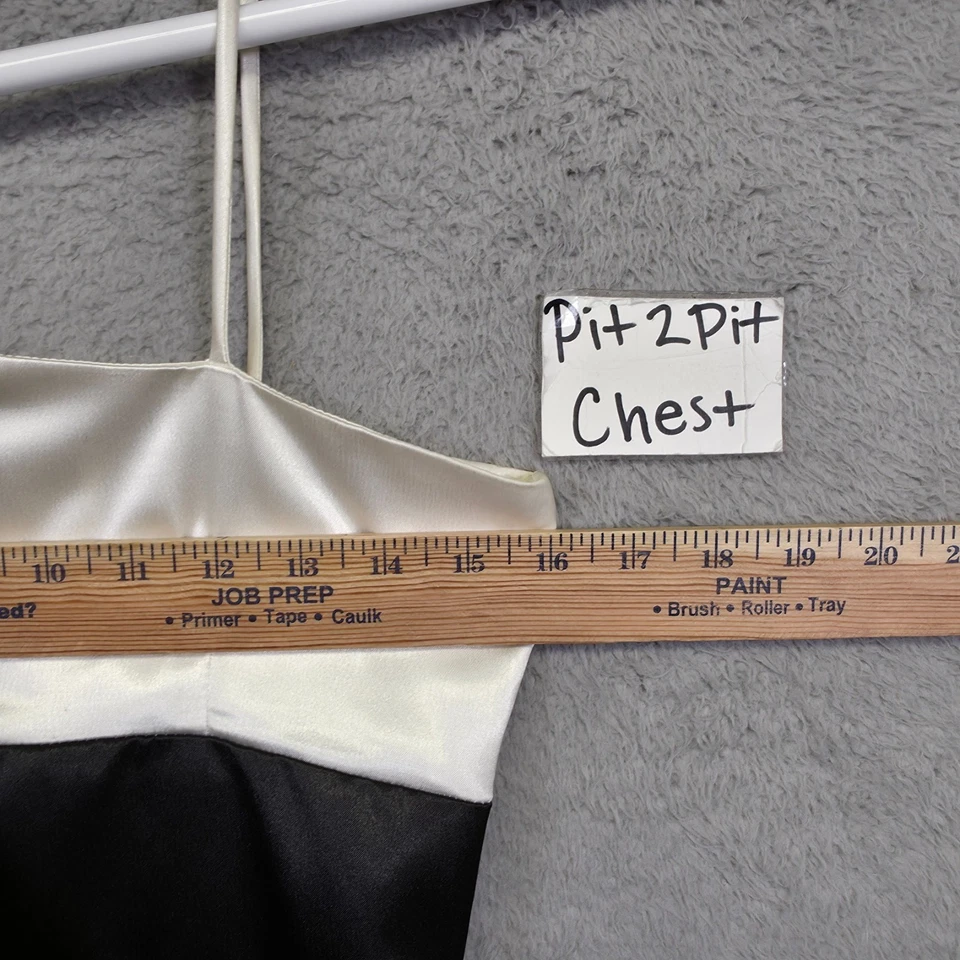 Vestido feminino Y2K Teeze Me 5 preto branco um ombro laço cetim formal HOCO Y2K - Imagem 3 de 4